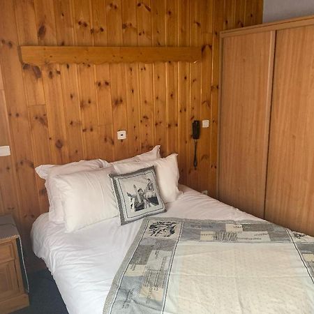 Hotels Les Catrems & Le Montagnou Orcieres Exterior photo